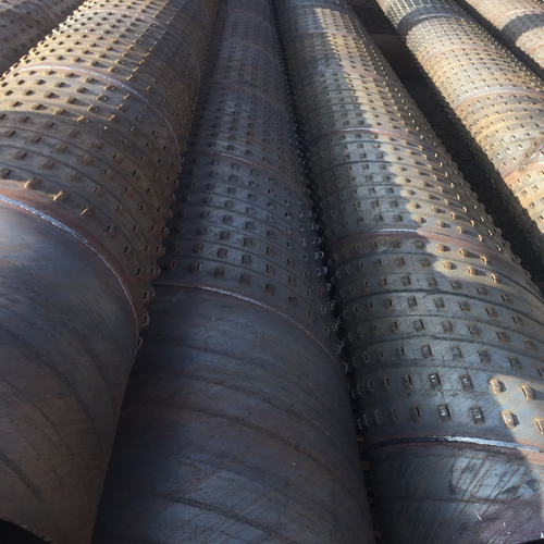 新余孔式滤水管的材质选择